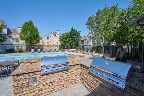 Community Grills — Apartments Boise Idaho
