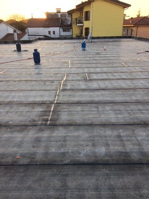 Impermeabilizzazione tetto con guaina