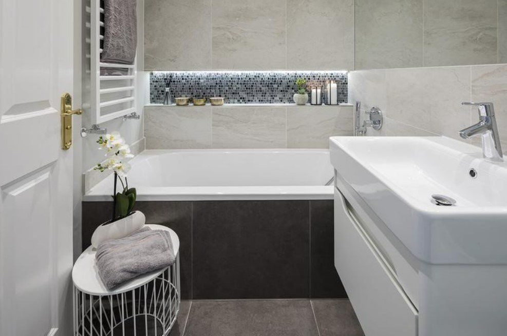 Picture of a new white bathroom suite fitted by Plumbers Sheffield