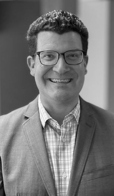 Kemp Mullaney headshot at the LinkedIn office in San Francisco.