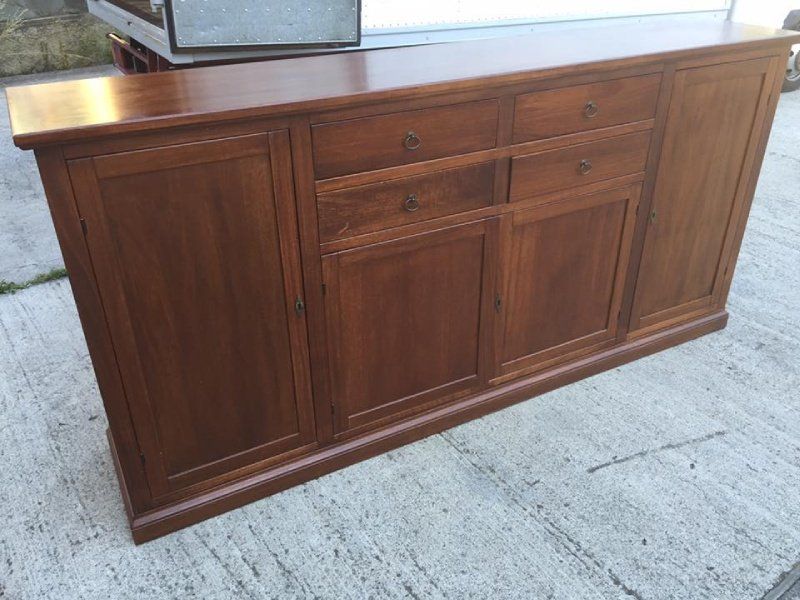 mobile in legno massello