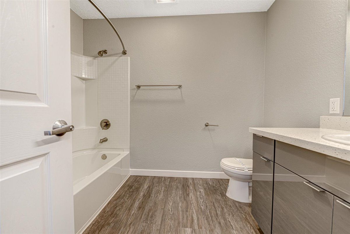 River House Apartment Homes photo gallery