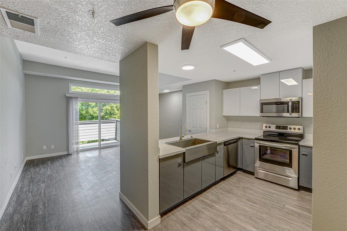 River House Apartment Homes photo gallery