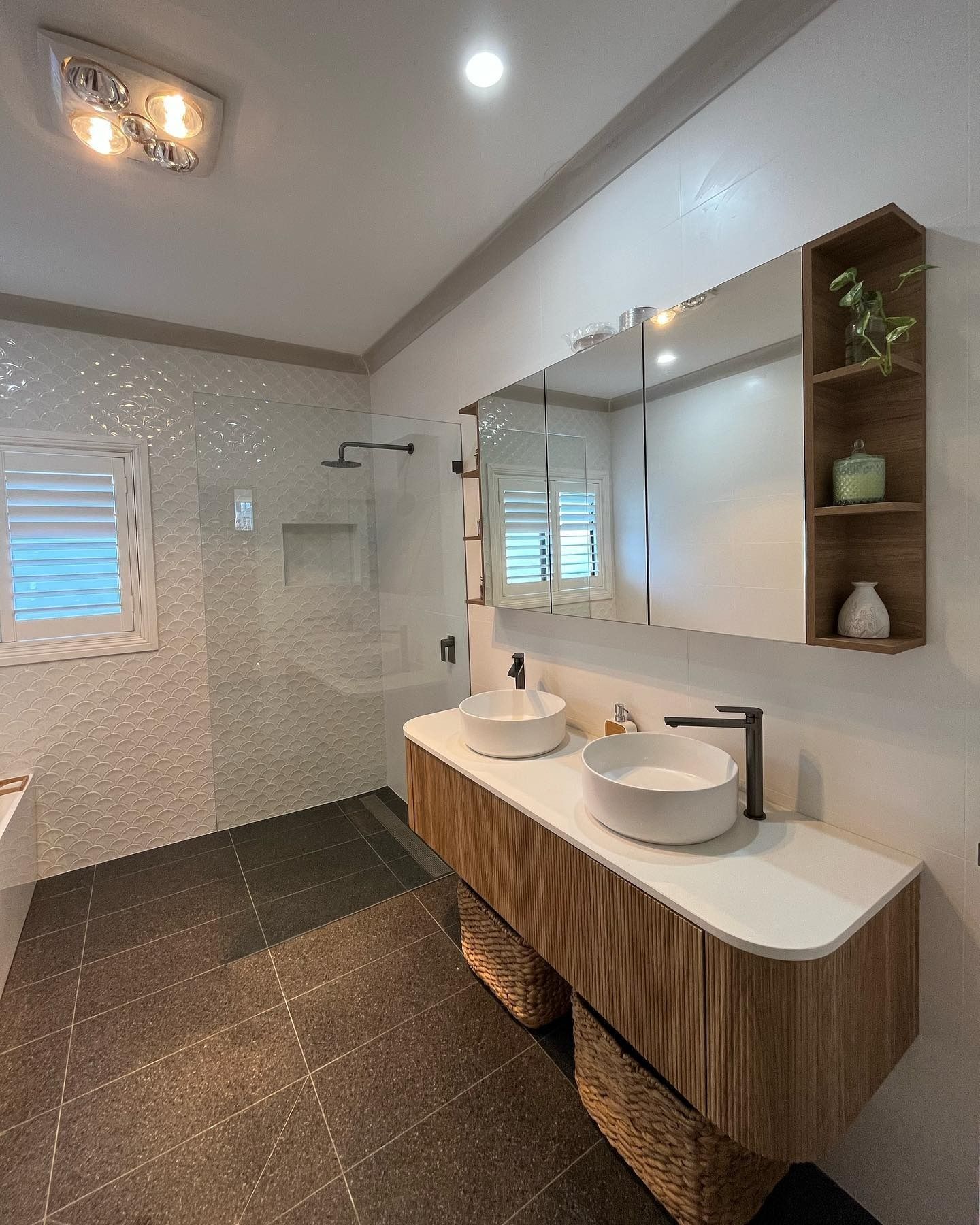 Modern Bathroom with Dark Floor, White Tiled Walls — Cobra Plumbing & Bathrooms in Heathcote, NSW