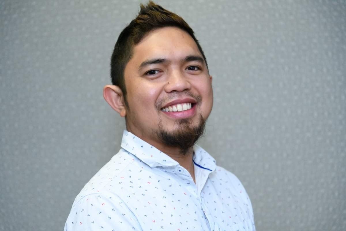 Dental Lab Technician Photo | Dental Clinic Team Member | Dental Team Staff Member | McMurray Denture Centre | Denture Clinic in Fort McMurray | Byron