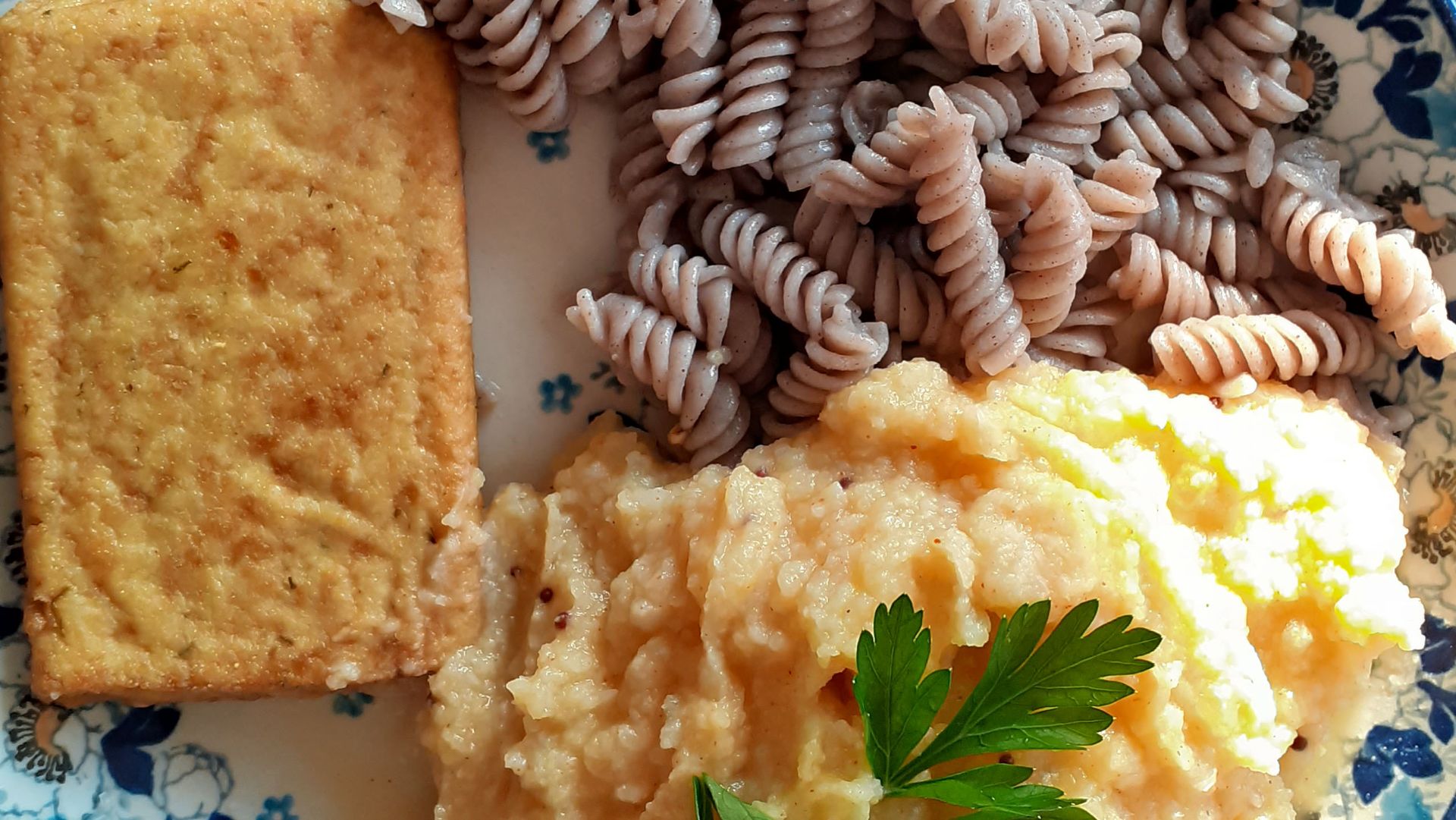 bloemkoolsaus met boekweitspirali