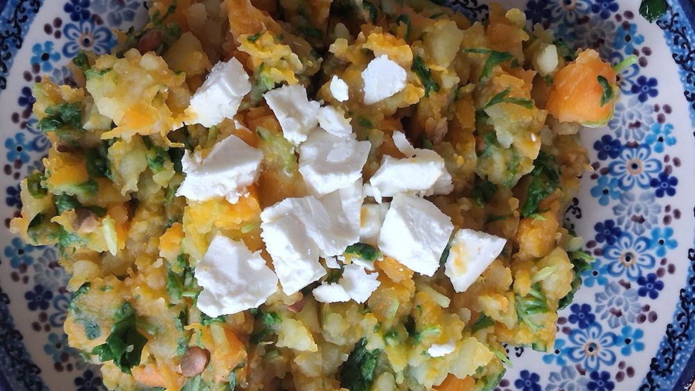 raapsteeltjes met aardappels en pompoen