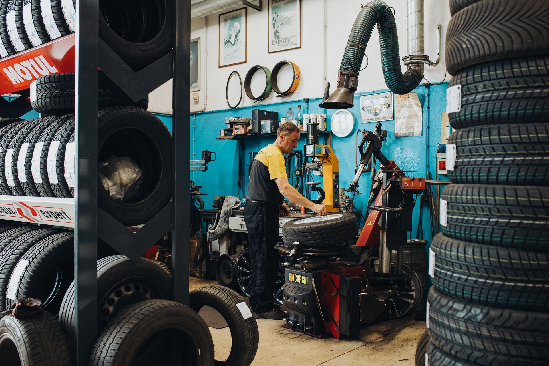 pneumatici in magazzino