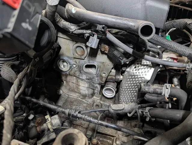 Close Up Engine Repair Service | Treadlogic