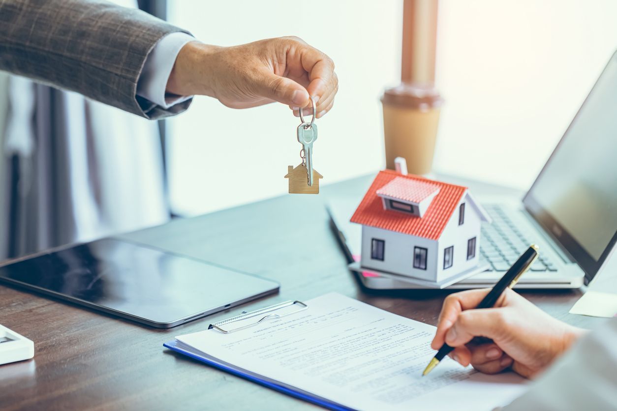 ¿Deberíamos Alquiler o Compra una Vivienda?