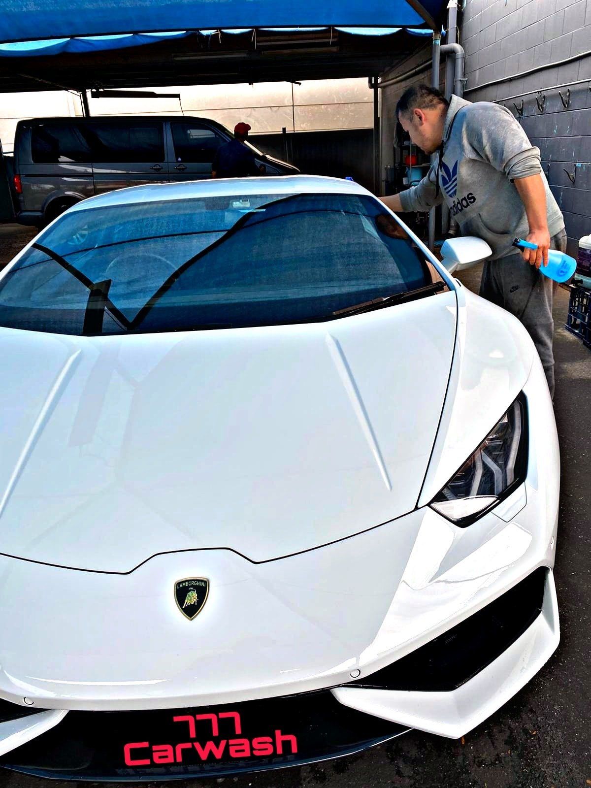 Hand Car Wash and Cafe in Padstow