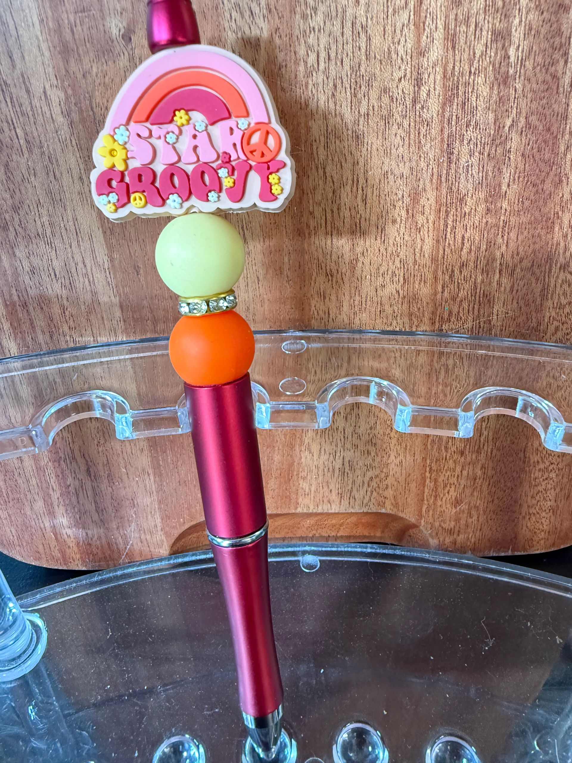 STAY GROOVY FOCAL PEN