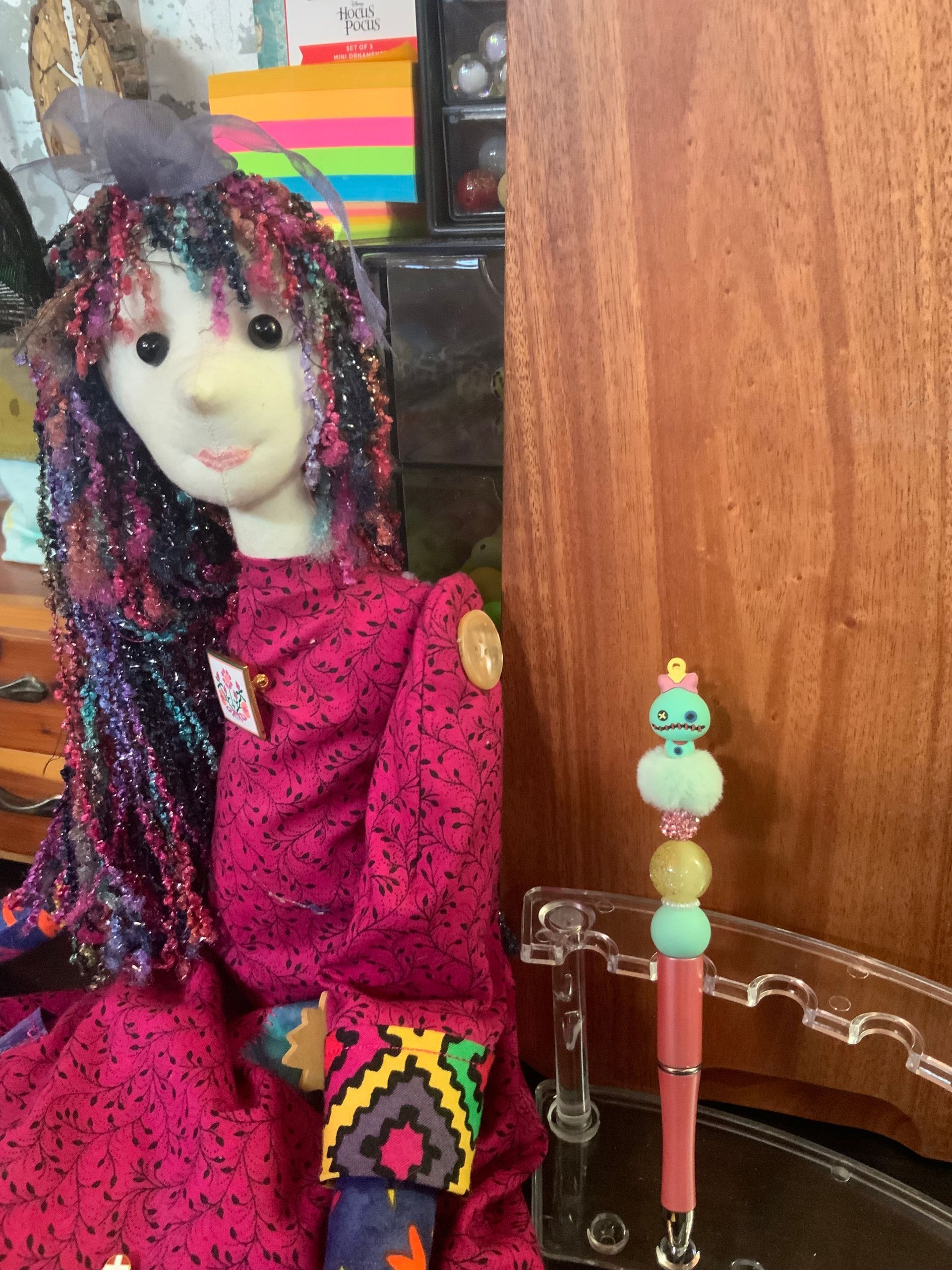 SCRUMP DOORABLE BEADED PEN