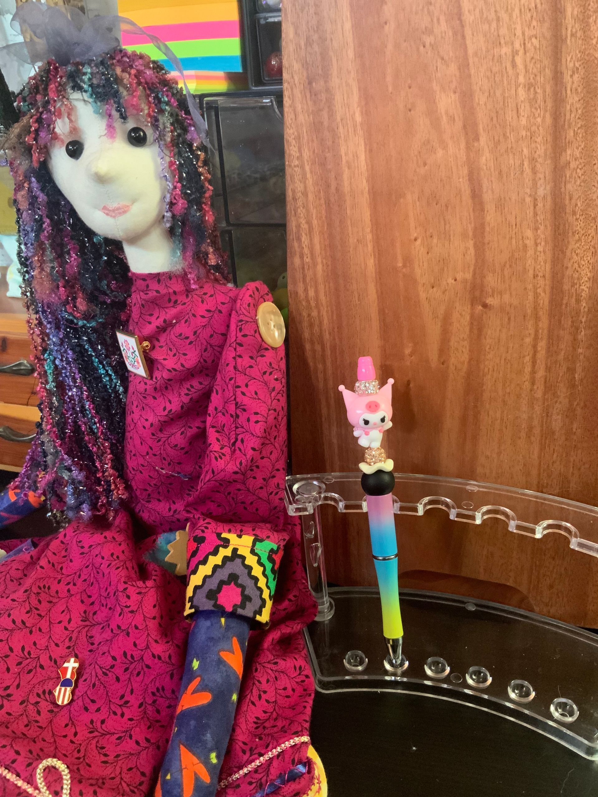 PINK KUROMI MULTI-COLOR BEADED PEN