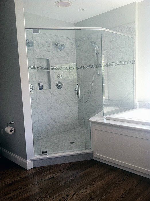 neoangle_glass_doors_white_tiles_2