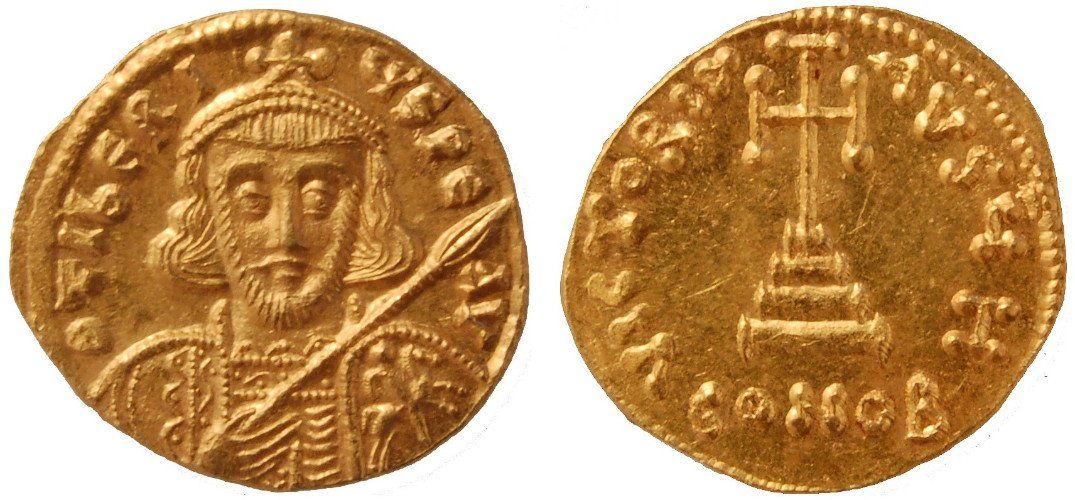 due monete dorate antiche