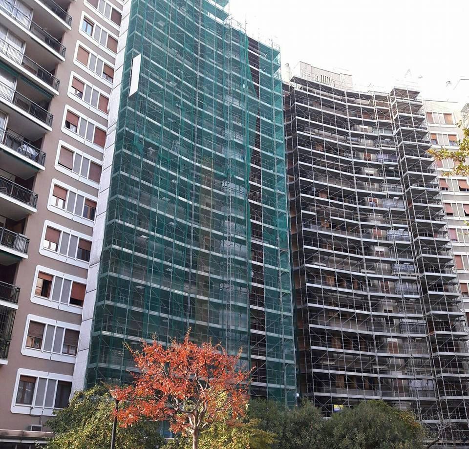 ponteggi per edilizia