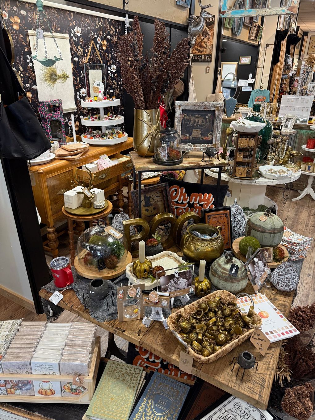 A store filled with lots of tables and displays.