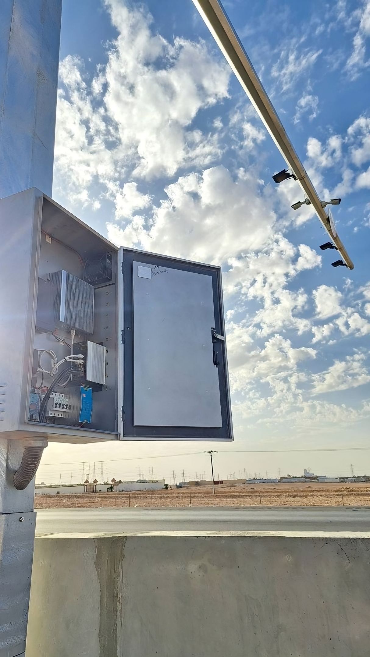 ACT POWER Rugged Box PC for Special Function Vehicles application