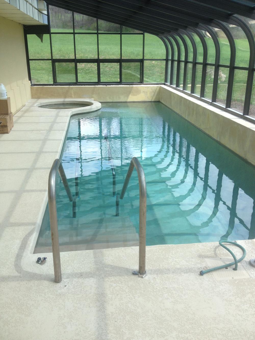 Distinctive Swimming Pools Inc