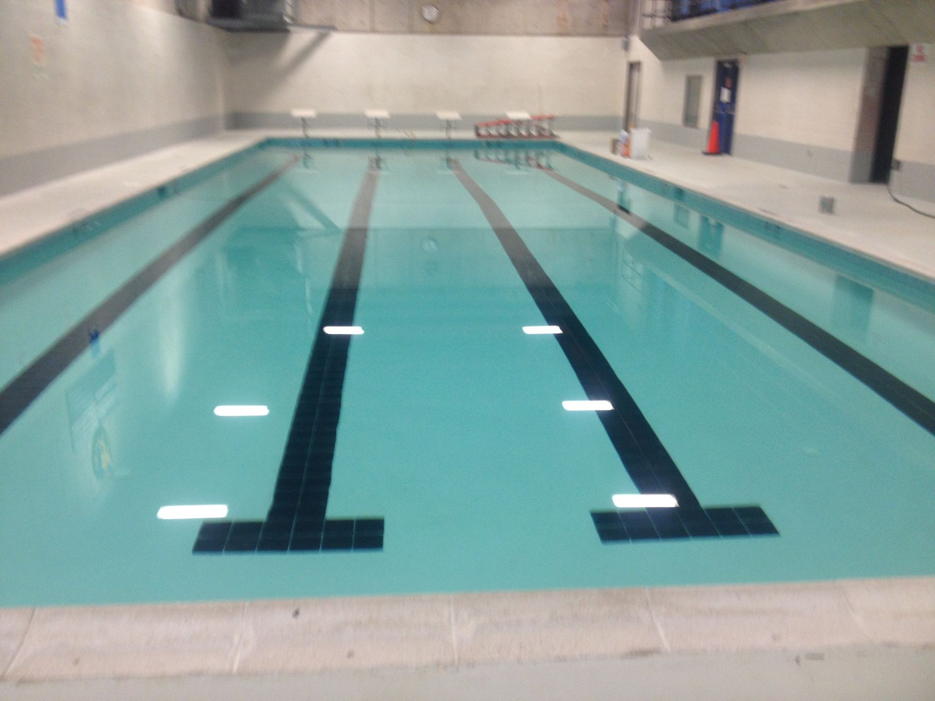 Distinctive Swimming Pools Inc
