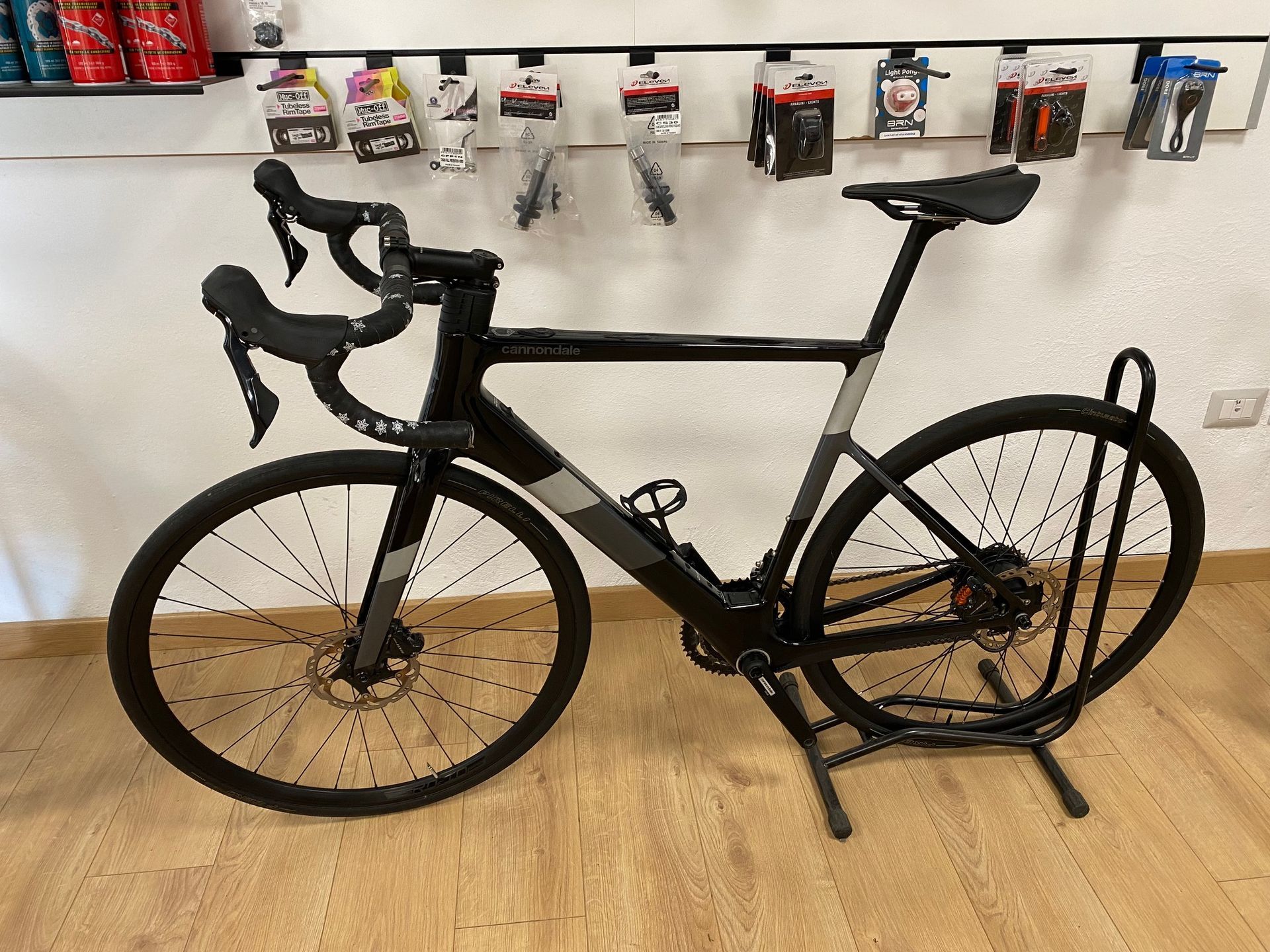 CANNONDALE SUPERSIXEVO