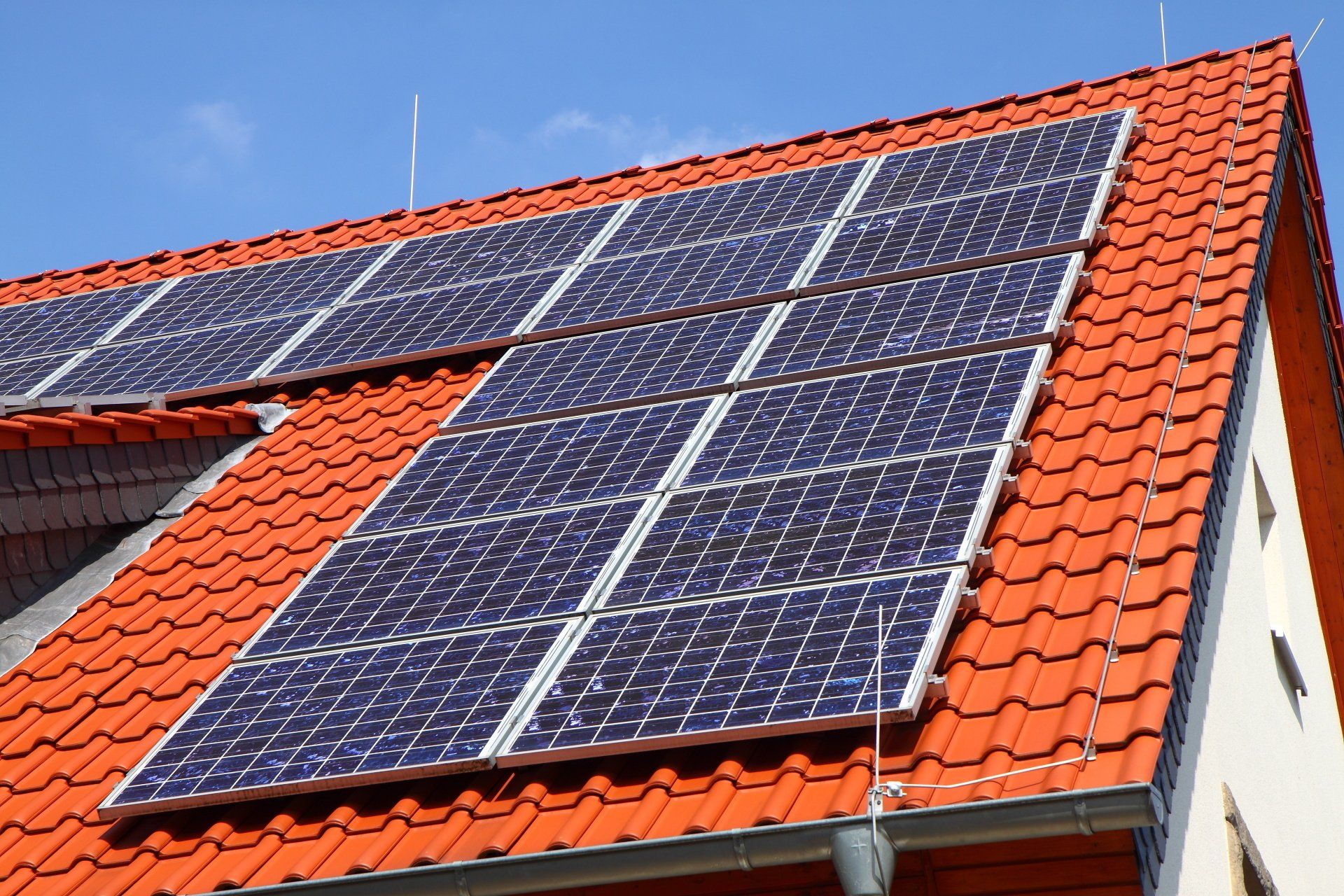 Haus mit Solaranlage
