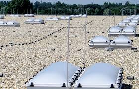 Blitzschutzanlage auf Kieseldach