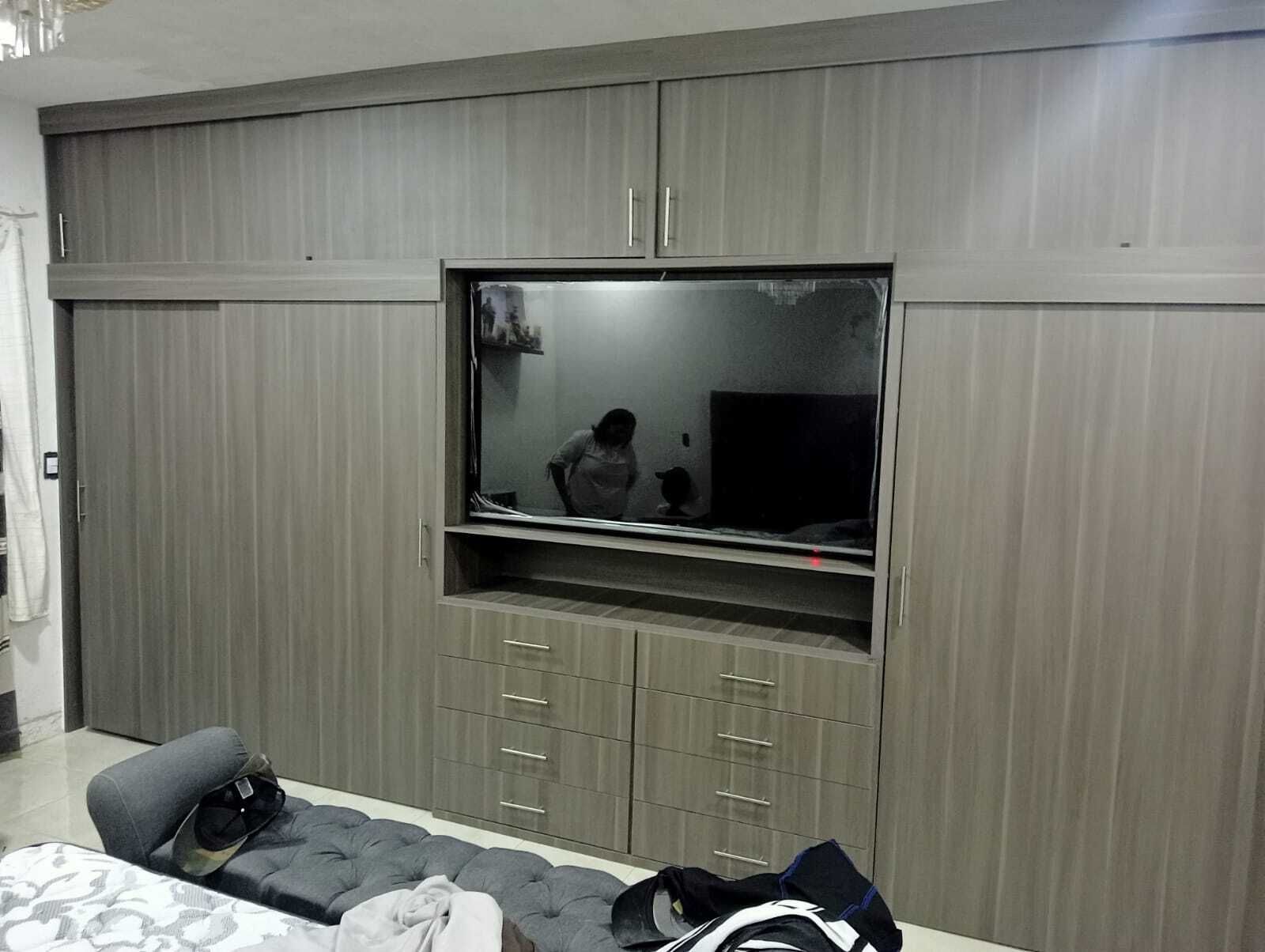 MONARCA COCINAS Y CLÓSETS