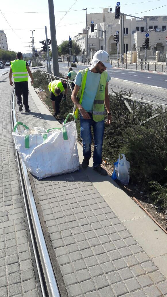 השכרת מטאטא כביש