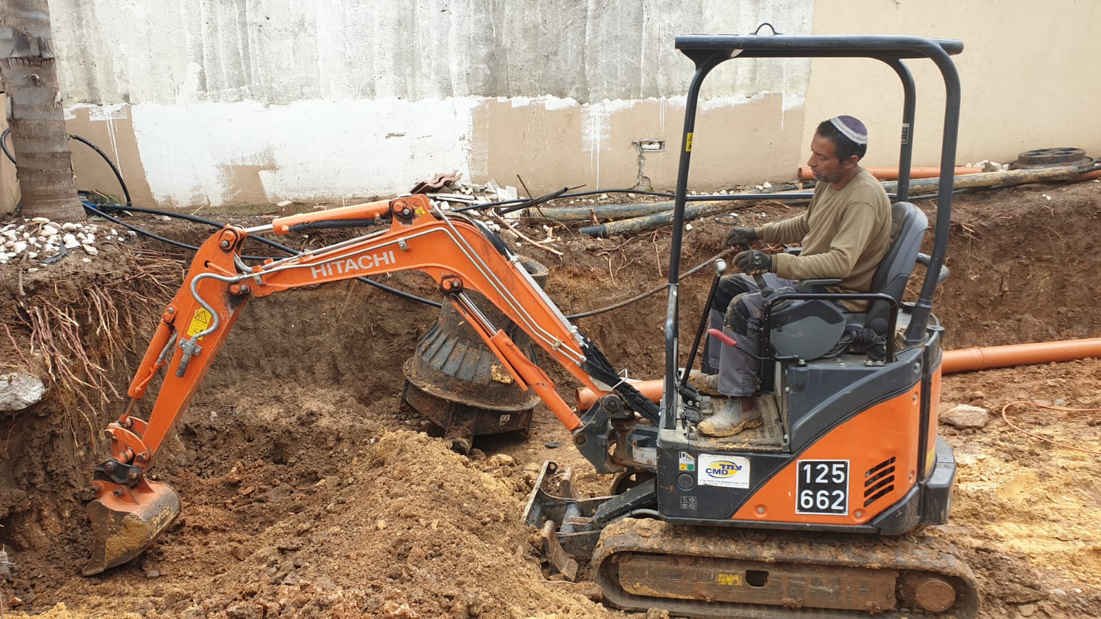 השכרת מטאטא כביש