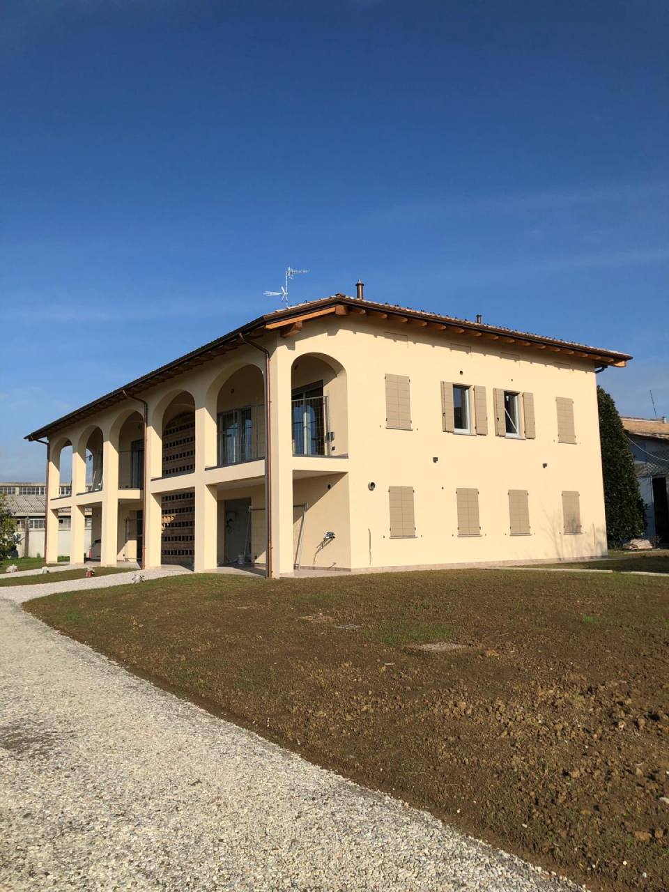 edificio residenziale di nuova costruzione