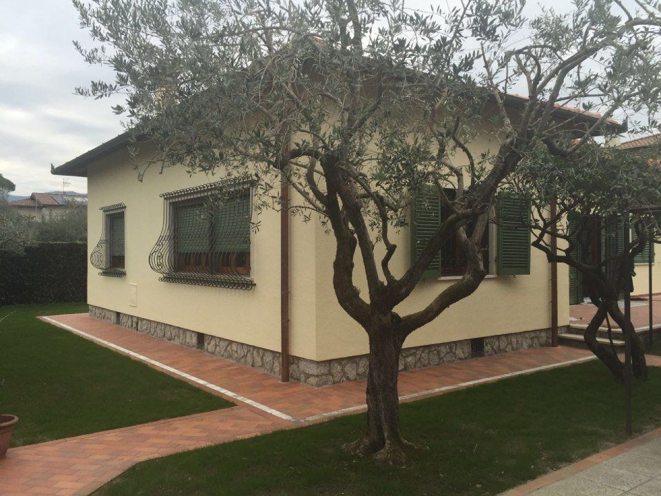 casa con giardino ristrutturata