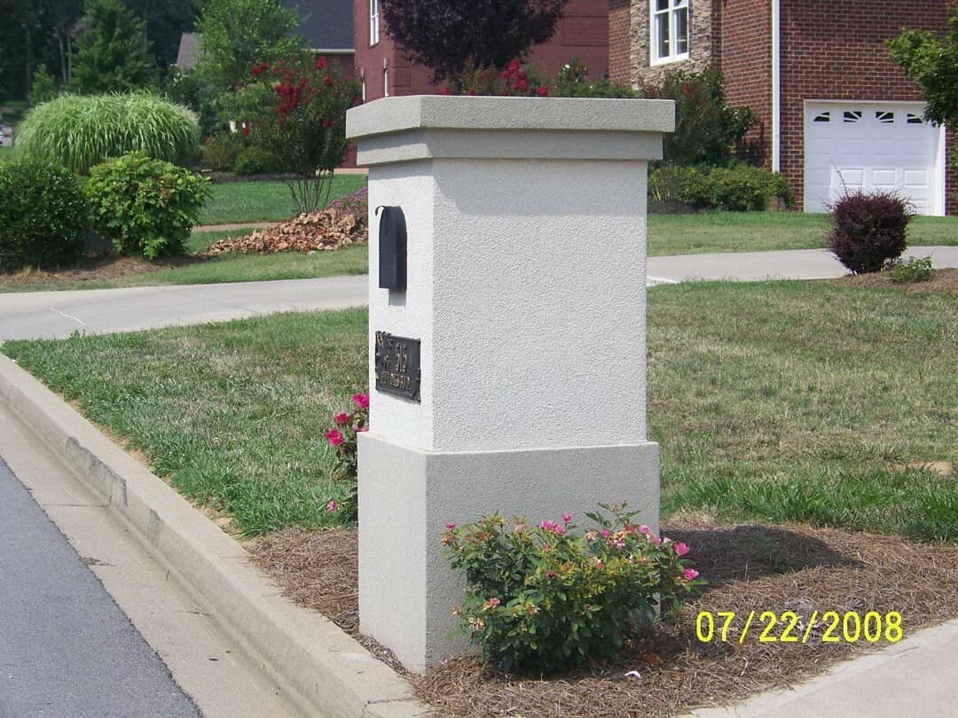 A picture of a mailbox taken on 07/22/2008