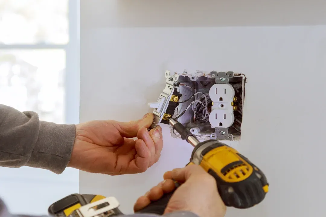 Electrician Oakey