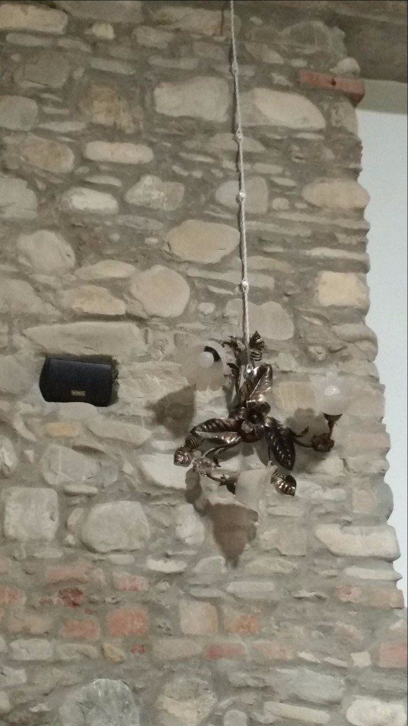 Impianto Elettrico in Treccia di Seta e Ceramica