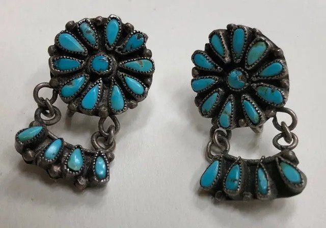 Earing — Denver, CO — The Antique Trader