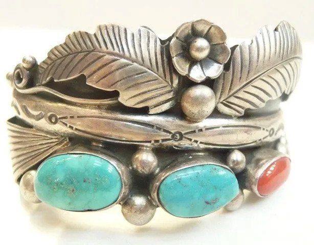 Ring With Flower Design — Denver, CO — The Antique Trader