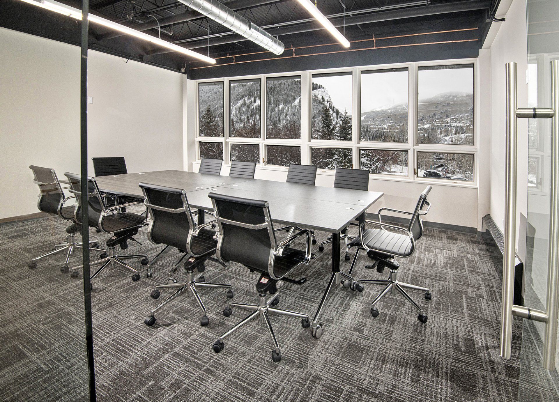 Interior meeting room photo of the ark