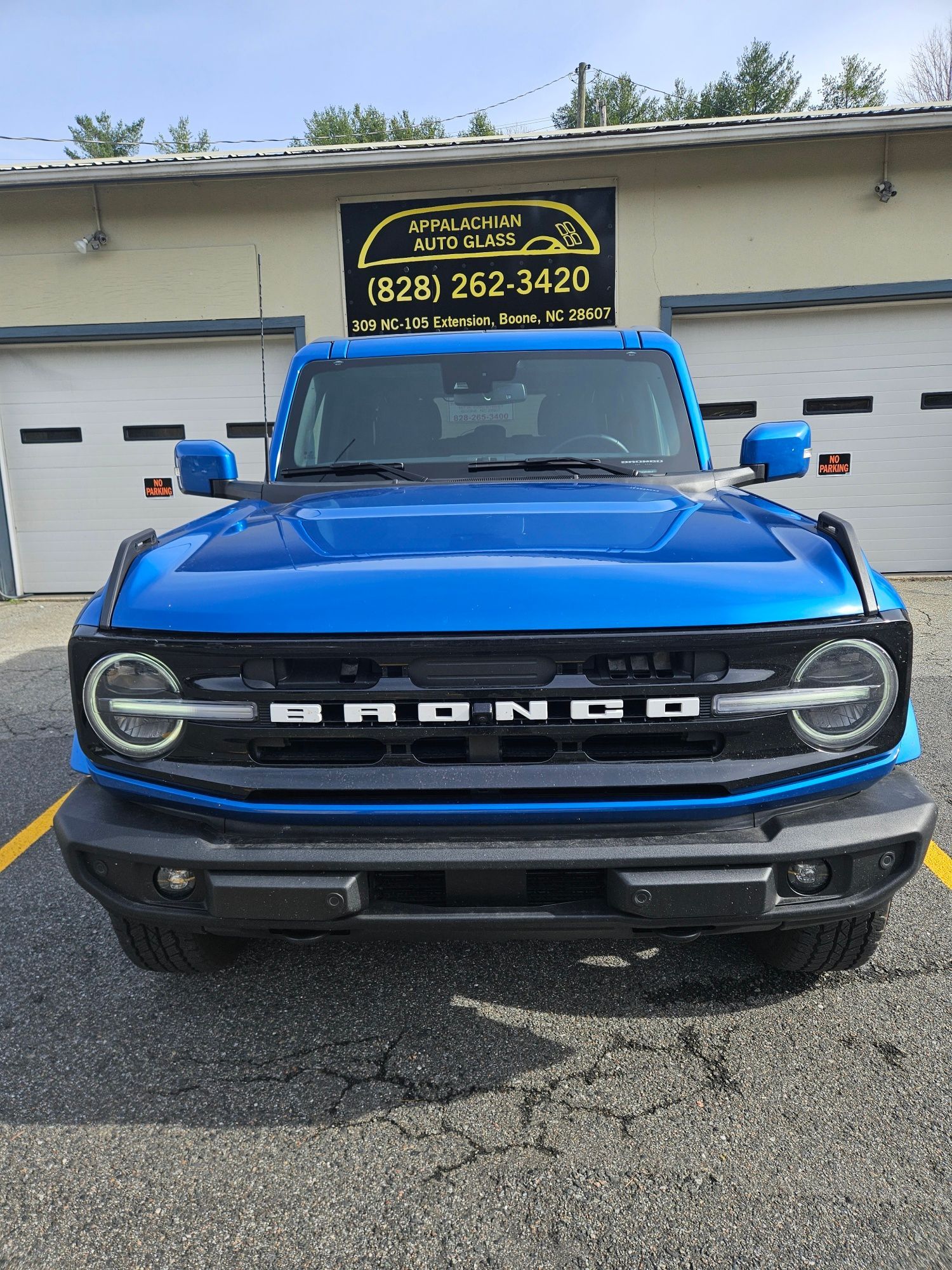 Windshield replacement with insurance in Boone, NC