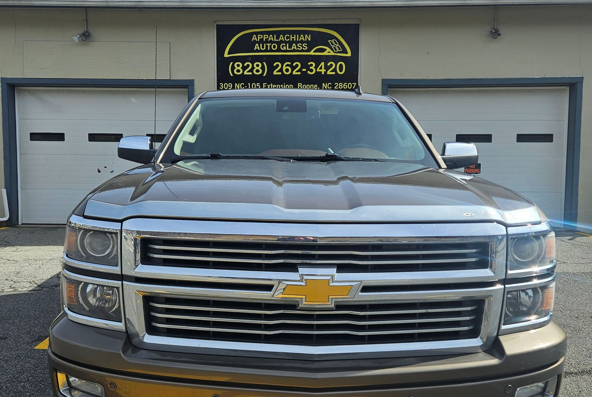 Chevy Silverado windshield repair in Mountain City, TN