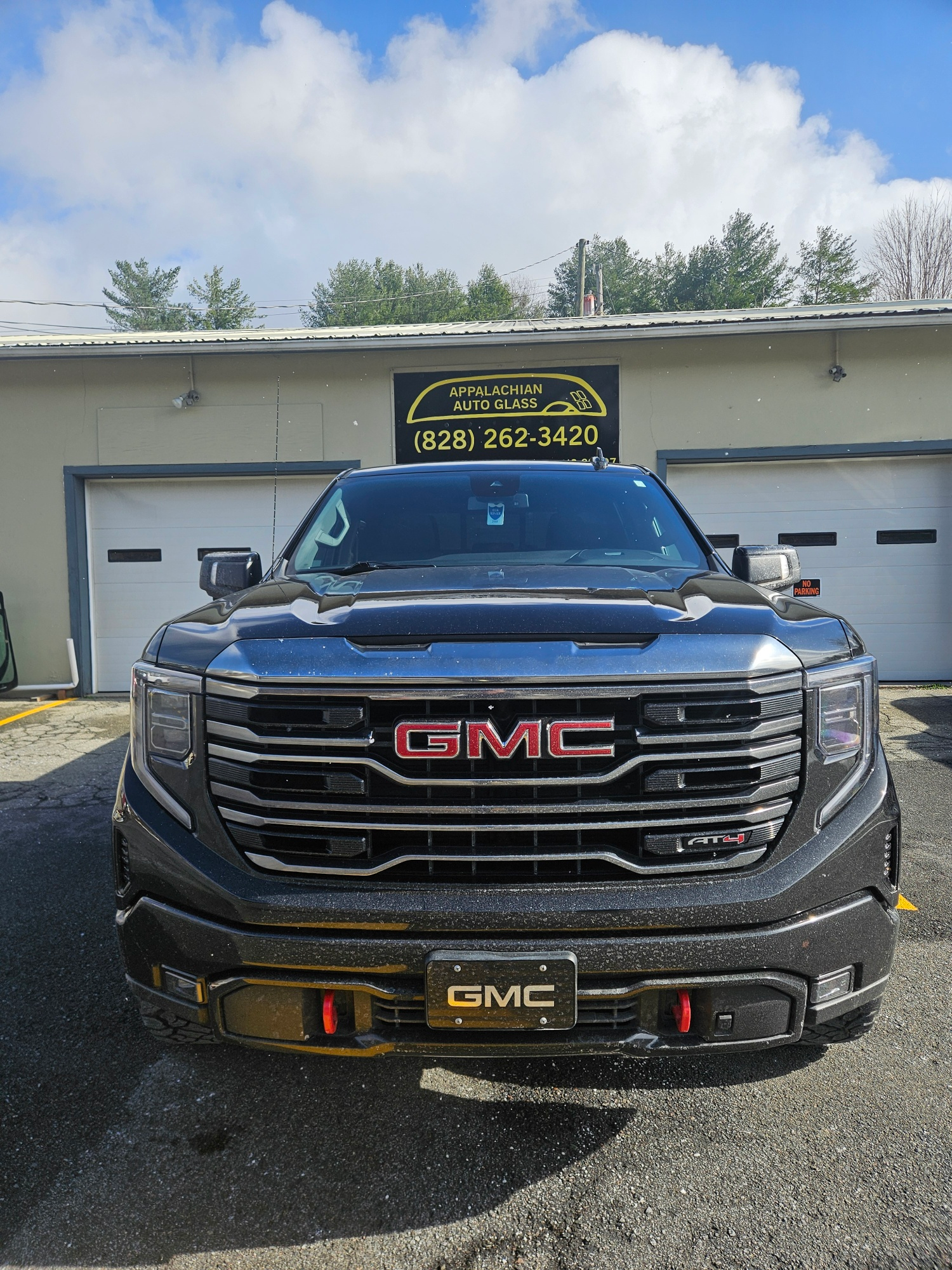 GMC Sierra windshield replacement in Boone, NC GMC Sierra windshield replacement in Boone, NC