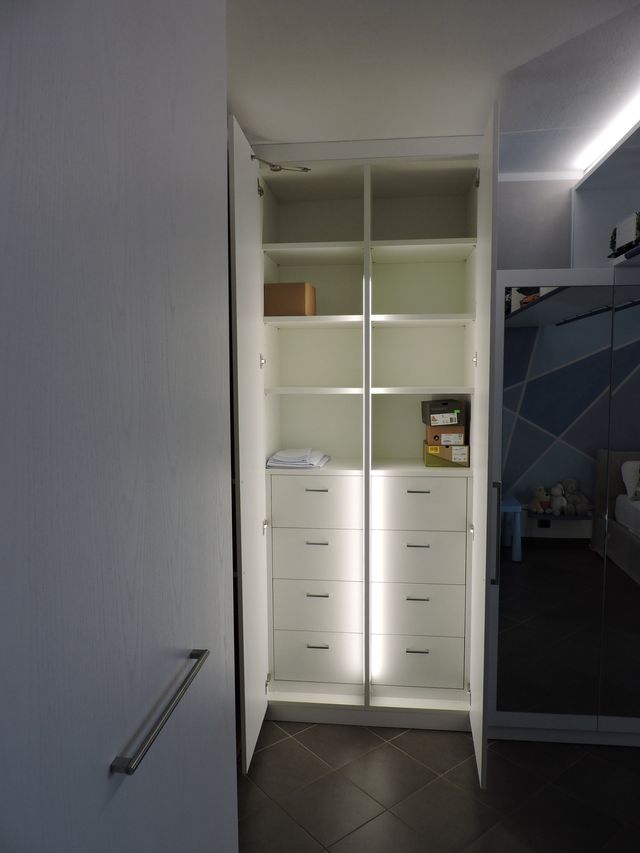 arredi in legno su misura 013