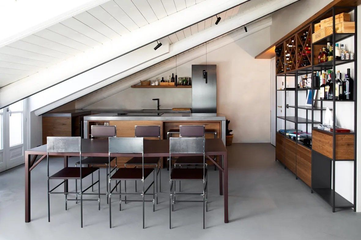 Scrivanie da ufficio in legno