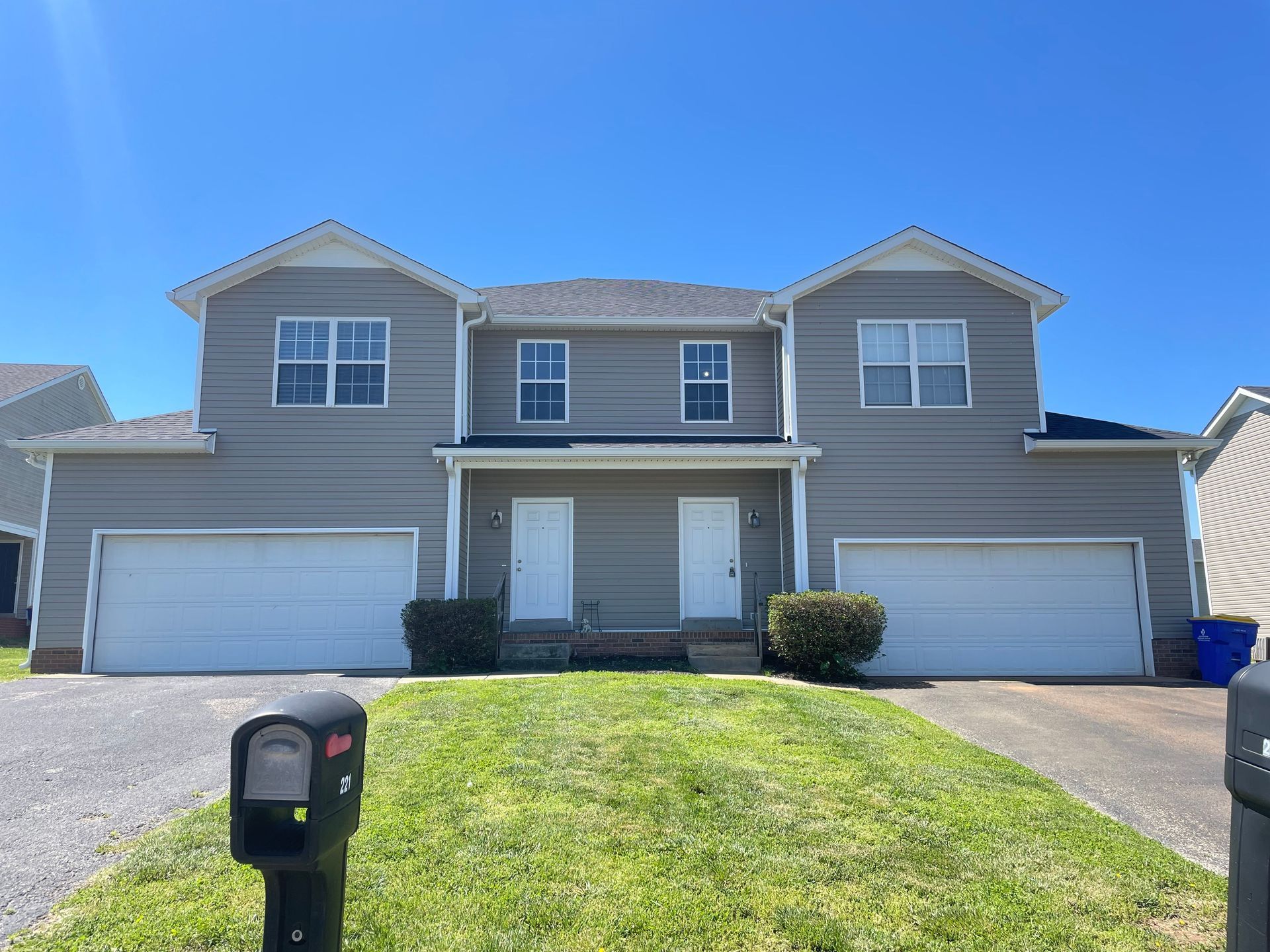 221 Hanover Court