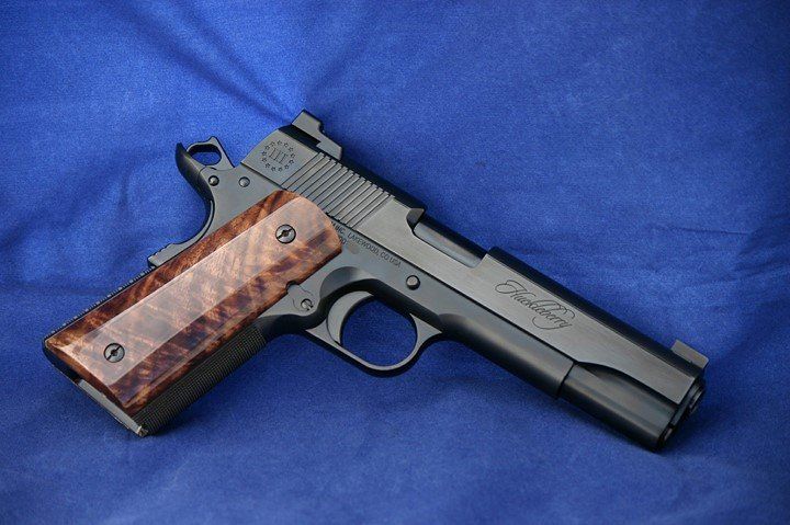 1911 custom pistol