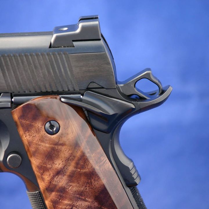 1911 custom pistol