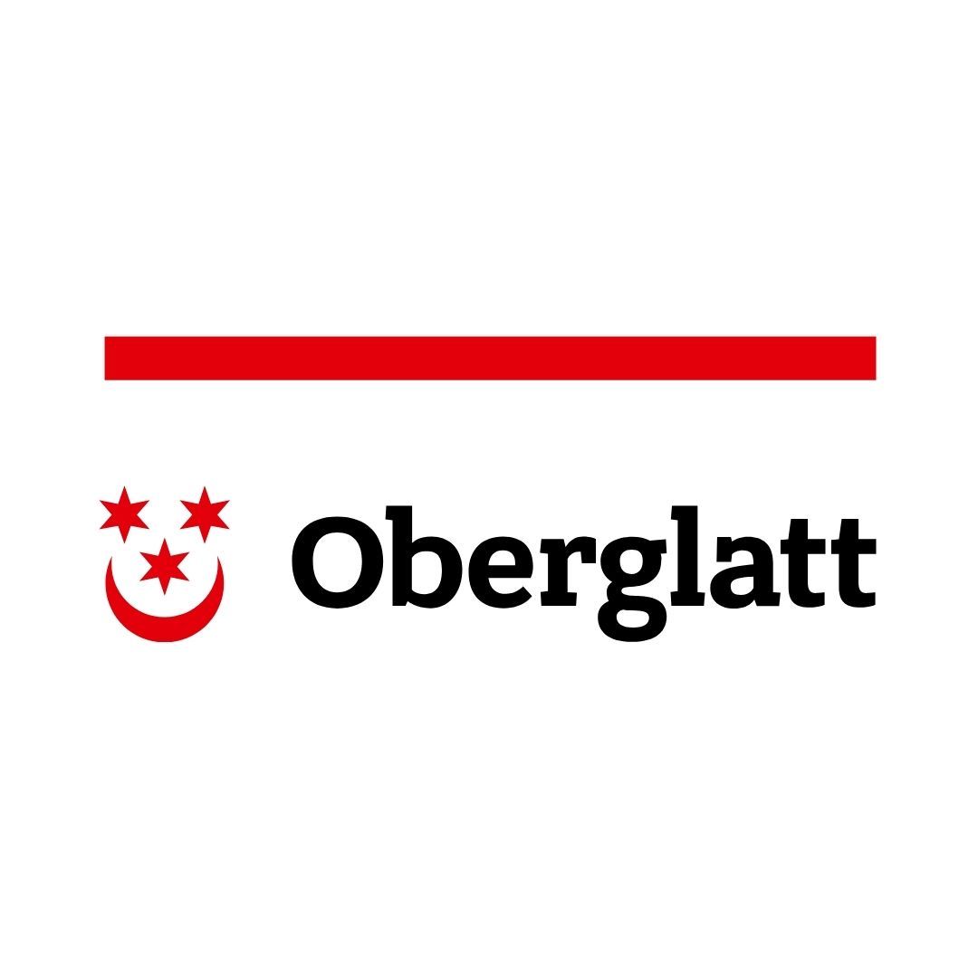 Das Logo von Oberglatt ist rot und schwarz mit einer Mondsichel und Sternen.