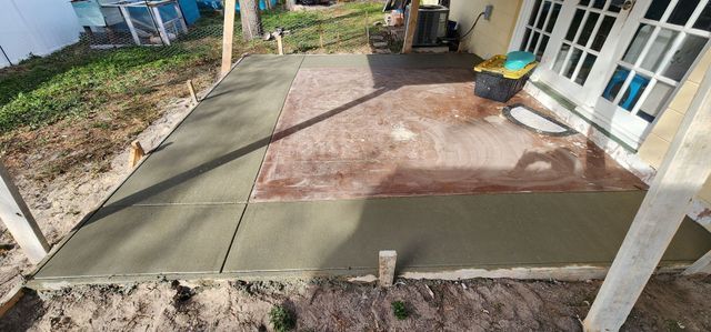 Newly Built Walkway | Tampa, FL | Mr. Patio