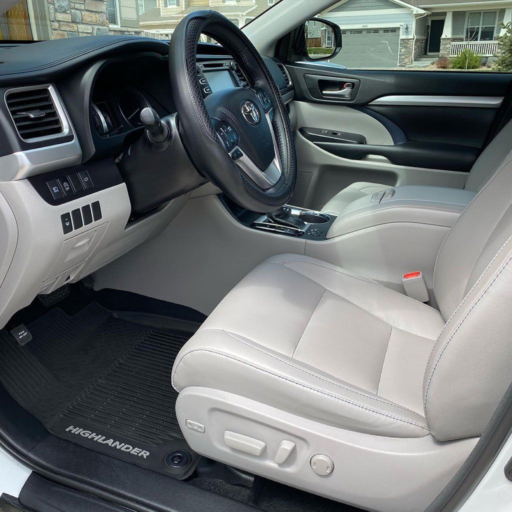 Toyota Highlander Interior